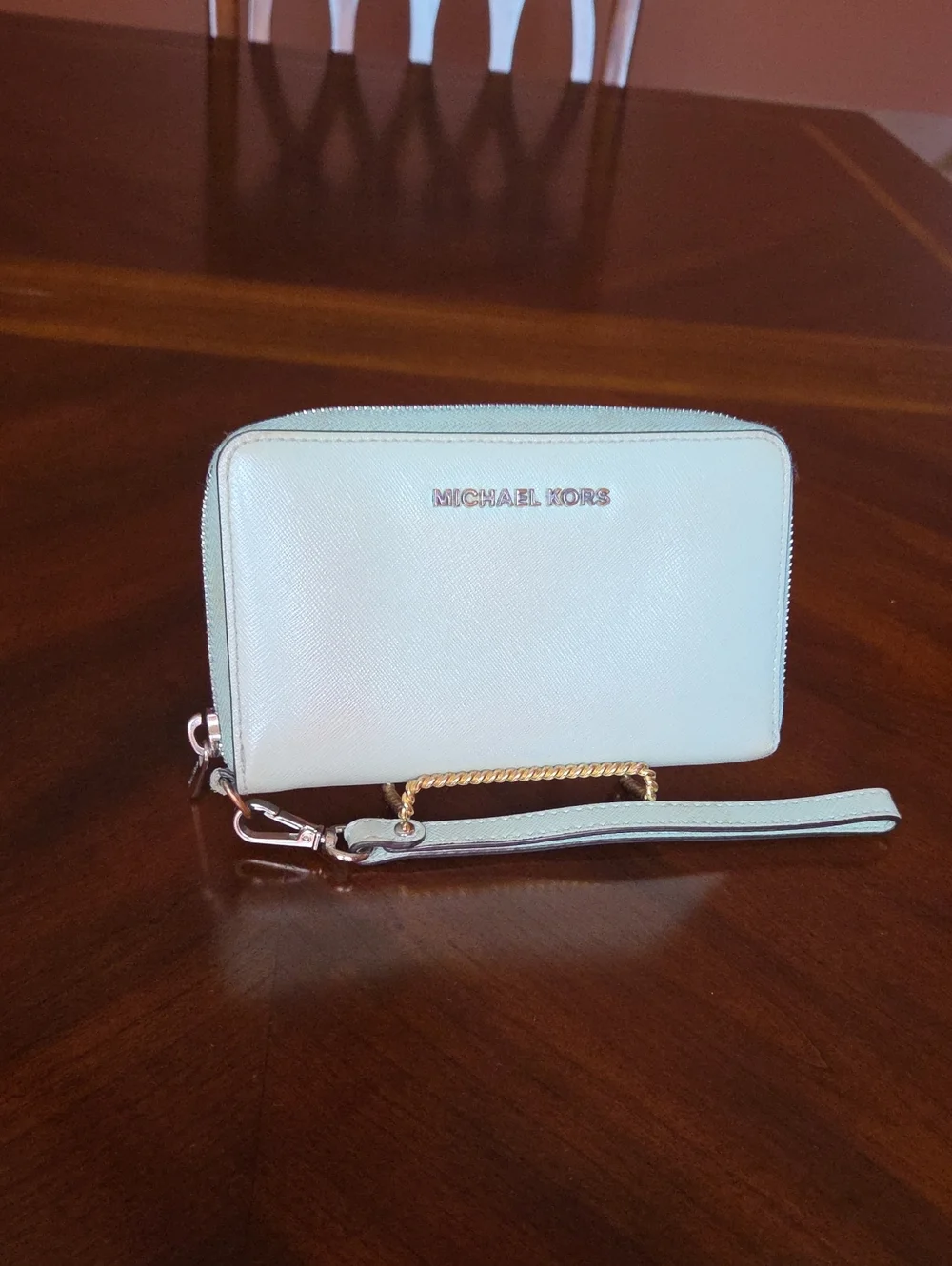 Michael Kors Wristlet in Mint Green ❤️